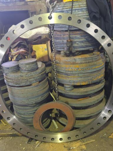 عکس صنعت فلنج محمود کریمی