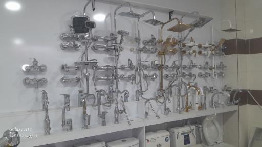 عکس فروشگاه کاشی سرامیک امیر