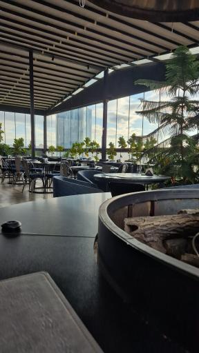 عکس رستوران لتکا