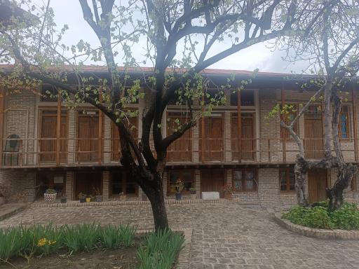 عکس خانه شیرنگی