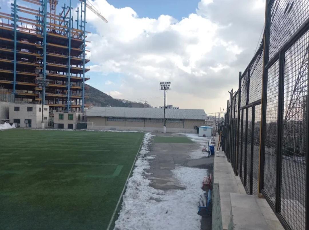 عکس زمین چمن مصنوعی شهدای دارآباد