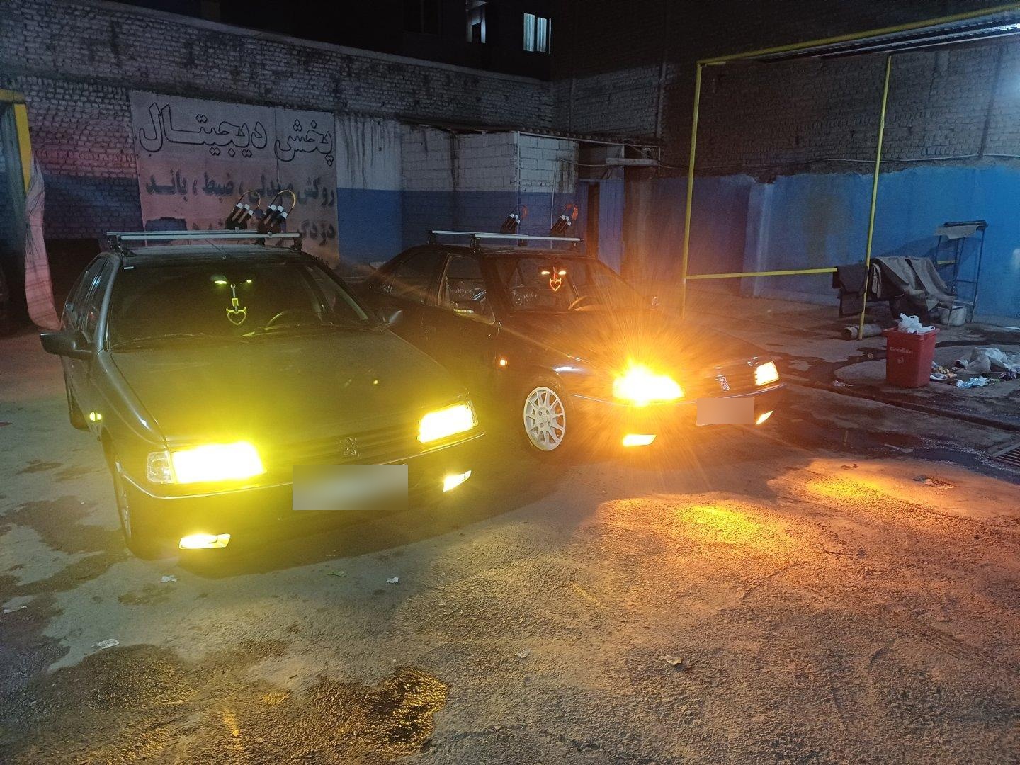 عکس کارواش برداران