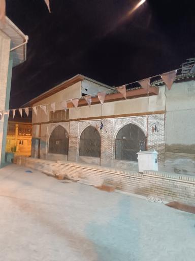 عکس خانه شیرنگی