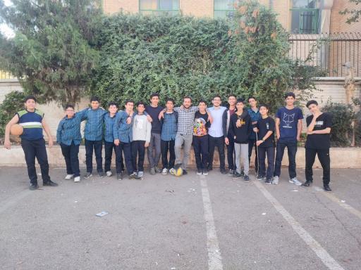 عکس دبیرستان متوسطه اول شهدای هسته ای