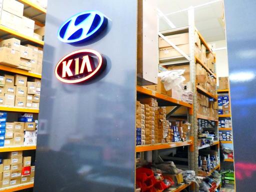 عکس فروشگاه لوازم یدکی پیوندی