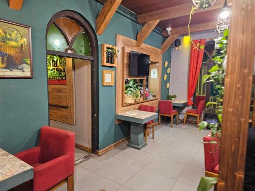 عکس کافه حیاط