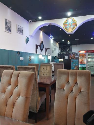 عکس رستوران ناز بداشته