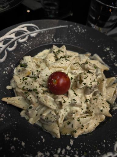 عکس رستوران میژو