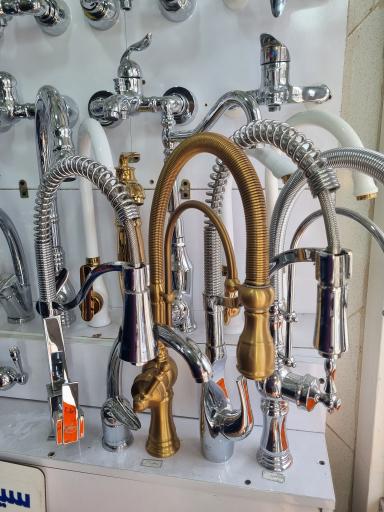 عکس پخش لوله و اتصالات میلاد