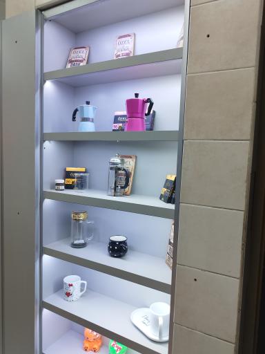 سوپر مارکت ولیعصر 