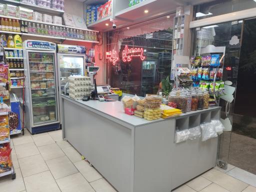 عکس سوپر مارکت ولیعصر 