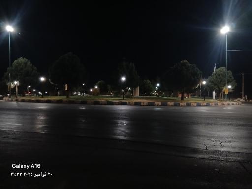 عکس میدان منبت
