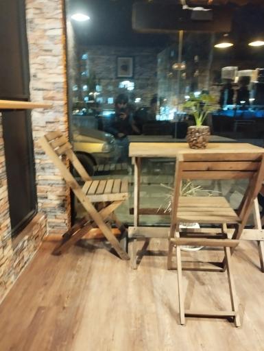 عکس کافه رلیزا