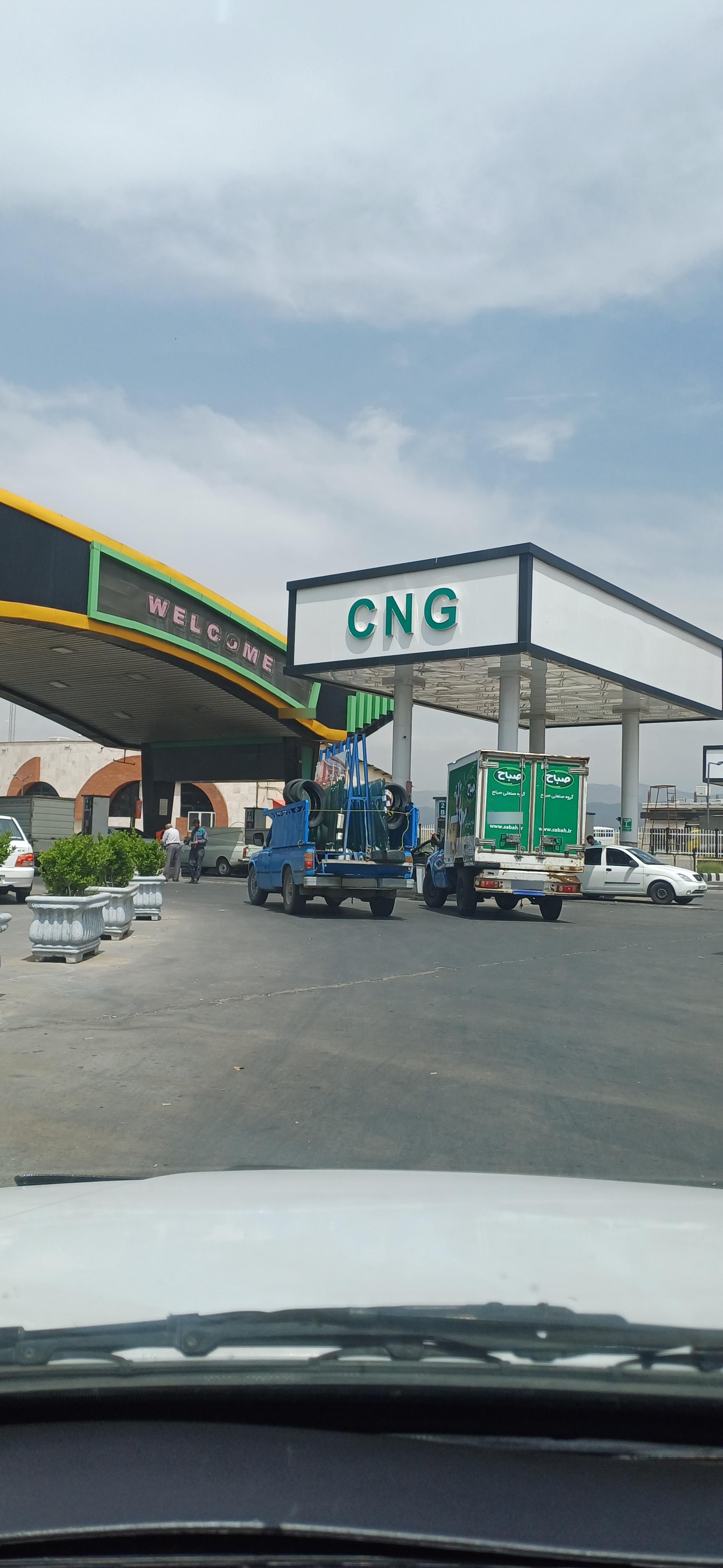 عکس پمپ گاز CNG