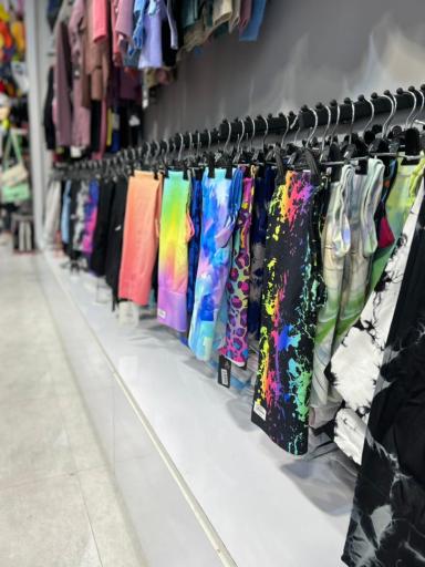 عکس فروشگاه ورزشی پارسیس