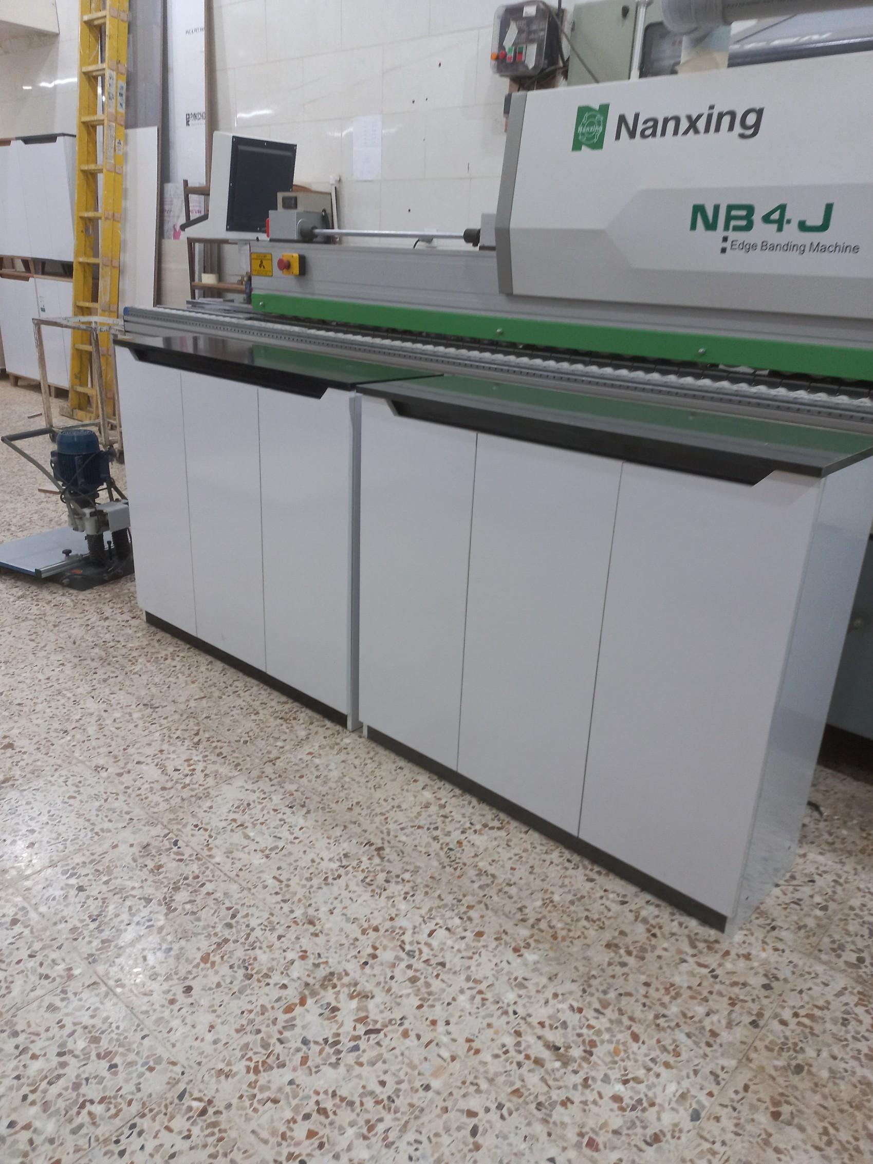 عکس کارگاه نجاری و MDF عباس 