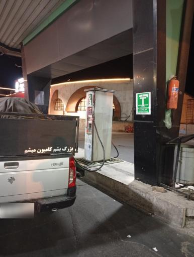 عکس پمپ گاز CNG