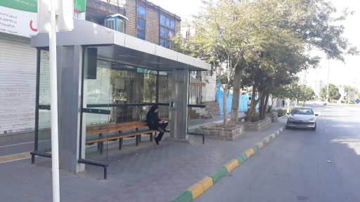 عکس ایستگاه اتوبوس میدان حر