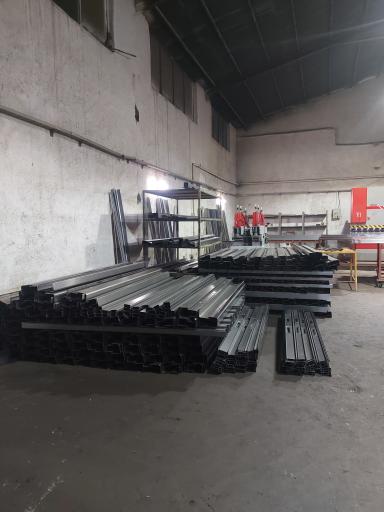 عکس صنایع فلزی رایکا درب