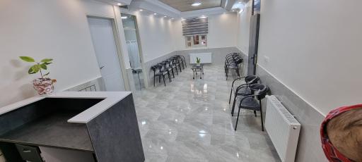 عکس ساختمان پزشکان سلامت