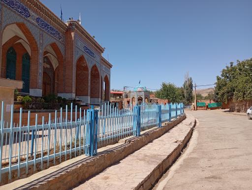 عکس چشمه امام رضا ده‌سرخ