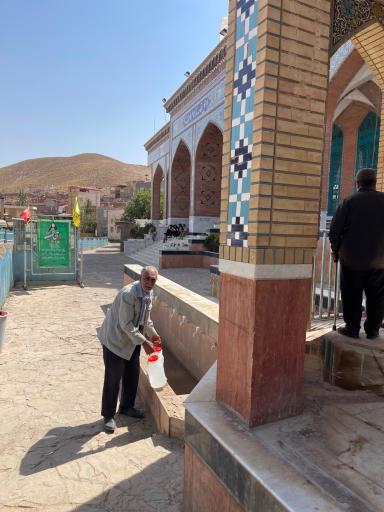 عکس چشمه امام رضا ده‌سرخ