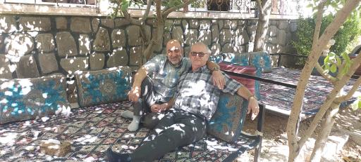 عکس باغ رستوران سنتی شاندیز داریوش