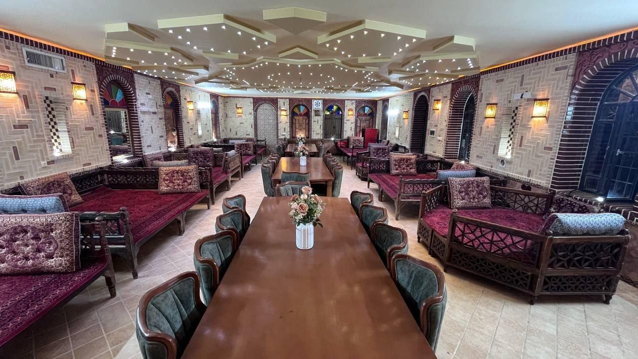 عکس باغ رستوران اریکه
