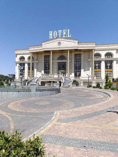 عکس مجتمع غذا خوری و هتل پاسارگاد