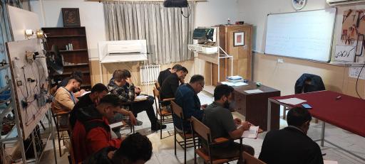 عکس آموزشگاه بزرگ فنی و هنری ابتکار