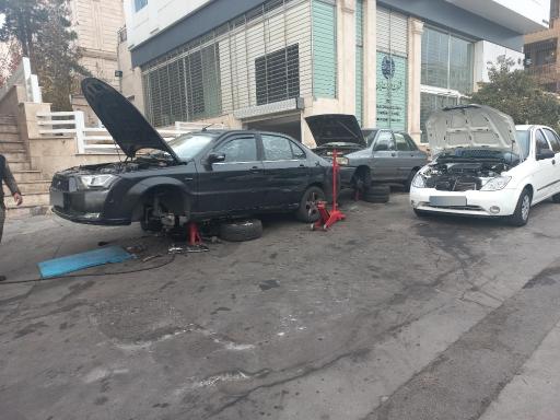 عکس مکانیکی مجید صالحی