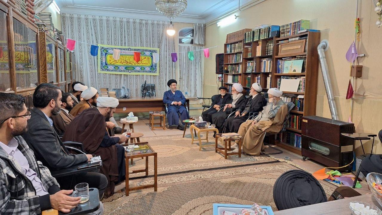 عکس موسسه اندیشه اسلامی معاصر