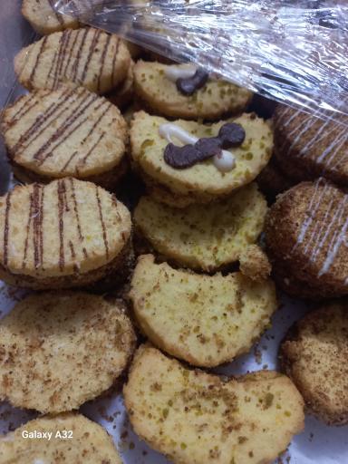 عکس قنادی کاج