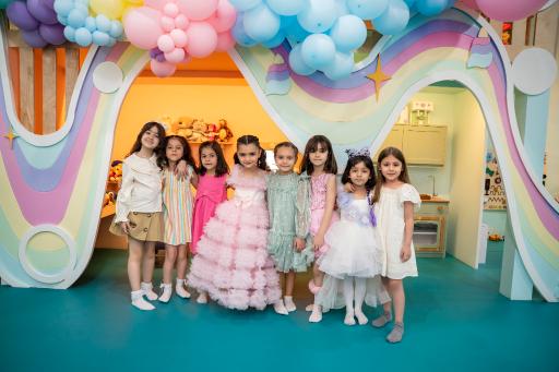 عکس مرکز خرید پرواز