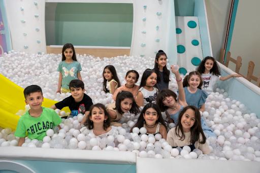 عکس مرکز خرید پرواز