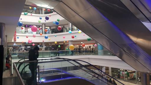 عکس معین مال