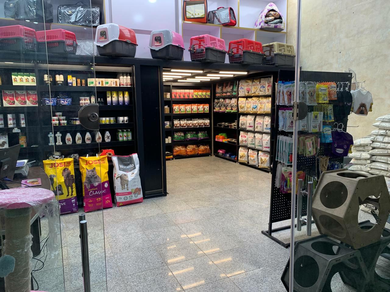 عکس پت شاپ 