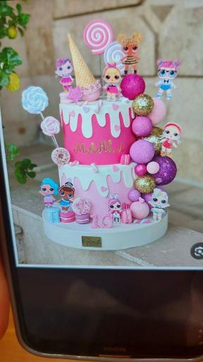 شیرینی فروشی نورا