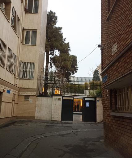 عکس شهر کتاب ایرانشهر