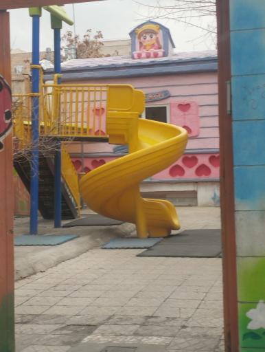 عکس کودکستان غیردولتی سرزمین سبز