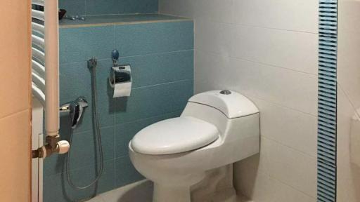 عکس سرای سنتی نه چم