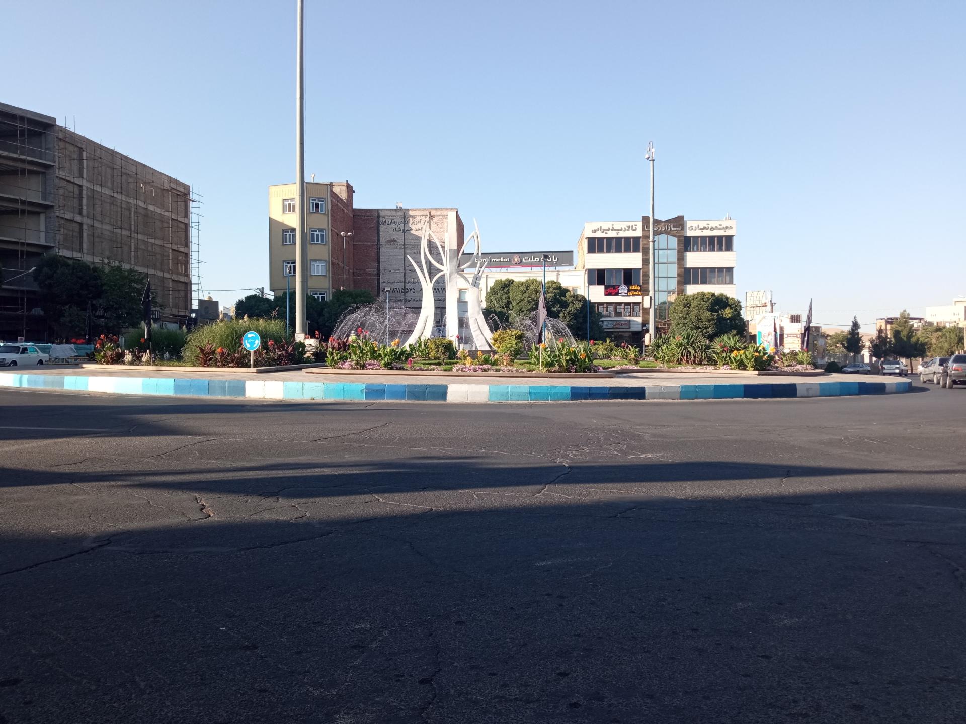 عکس میدان انقلاب