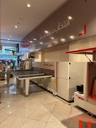 عکس نمایشگاه ماشین های صنایع چوب هُلزمَک