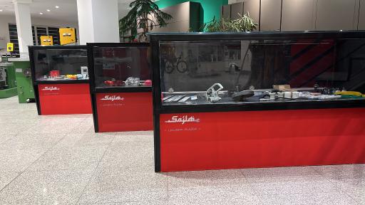 عکس نمایشگاه ماشین های صنایع چوب هُلزمَک