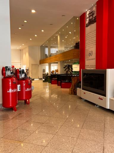 عکس نمایشگاه ماشین های صنایع چوب هُلزمَک