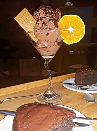 عکس کافه پائیز