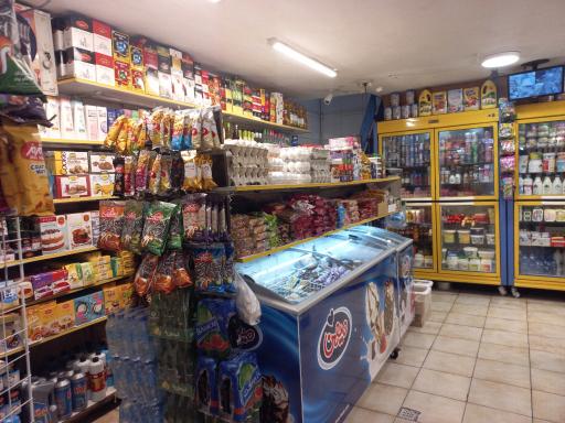 عکس سوپرمارکت یکتا یاران‌دریان