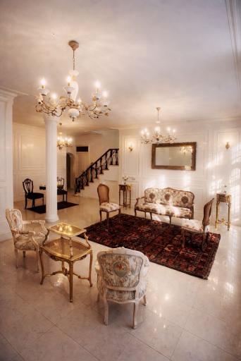 عکس عمارت نور