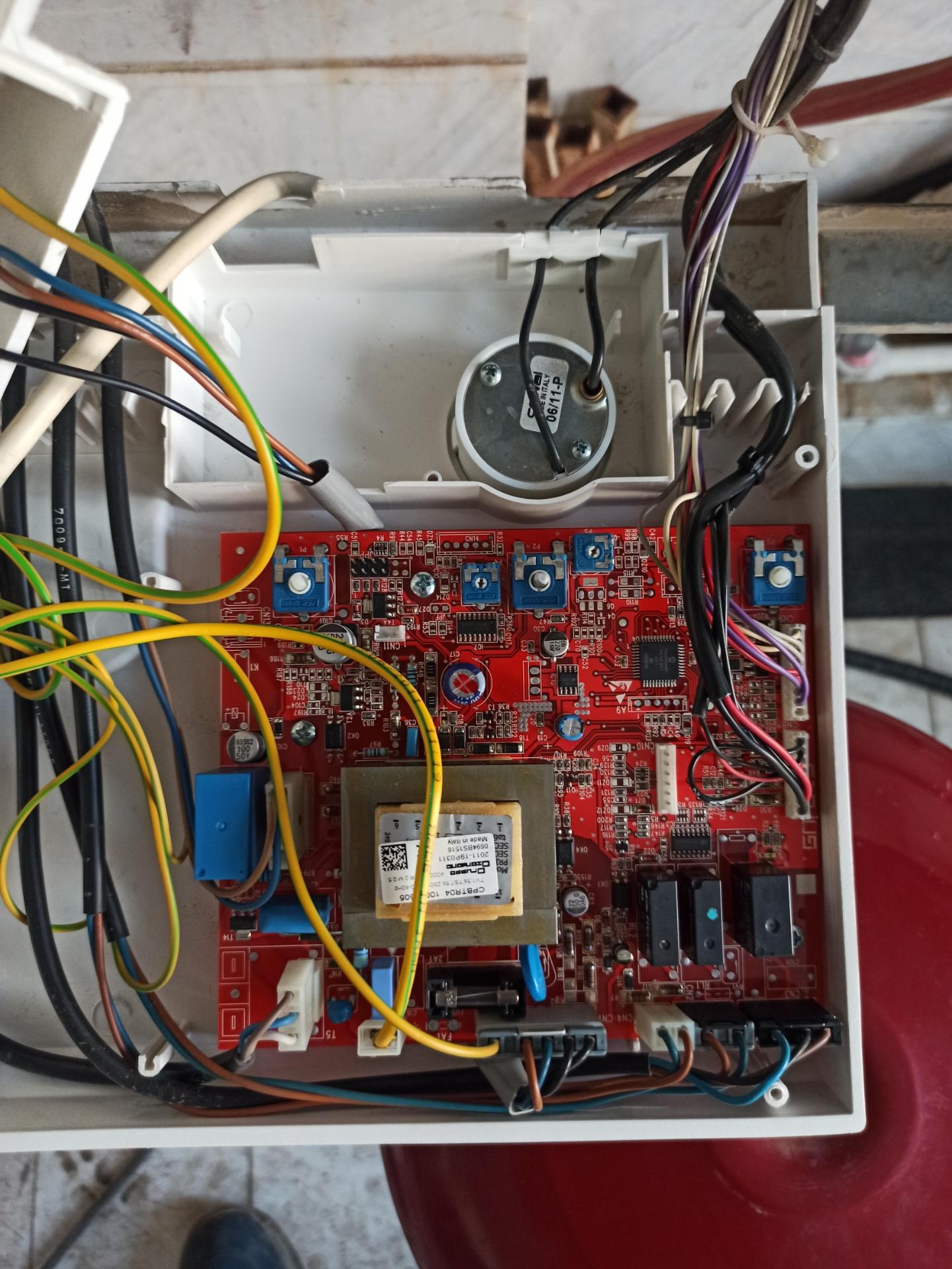 عکس خدمات فنی مهندسی تاسیساتی حبیب