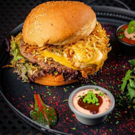 عکس فست فود آلما 